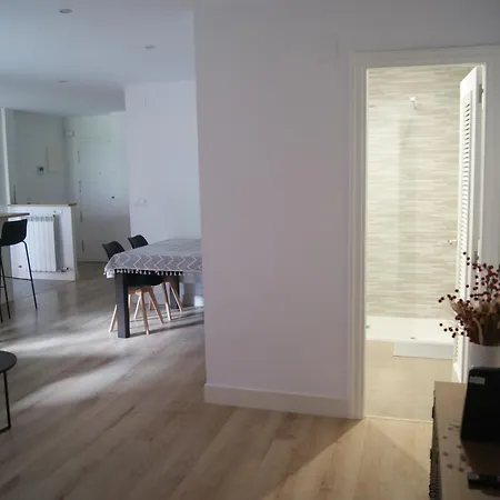 Apartamento Grande, Nuevo, Garaje, Arena, Casco Viejo
